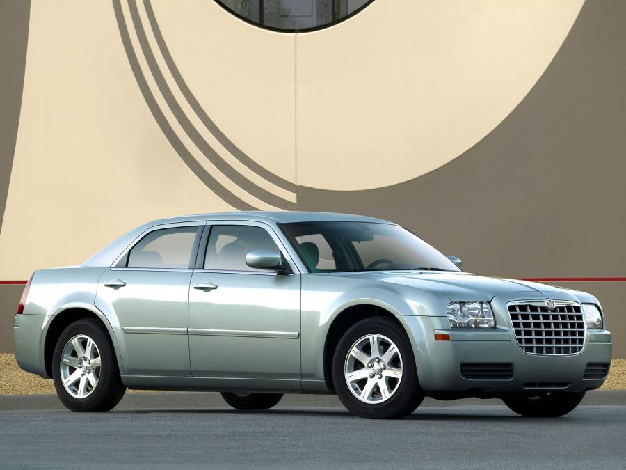  Chrysler 300C 2004 года  (фото 7 из 36)